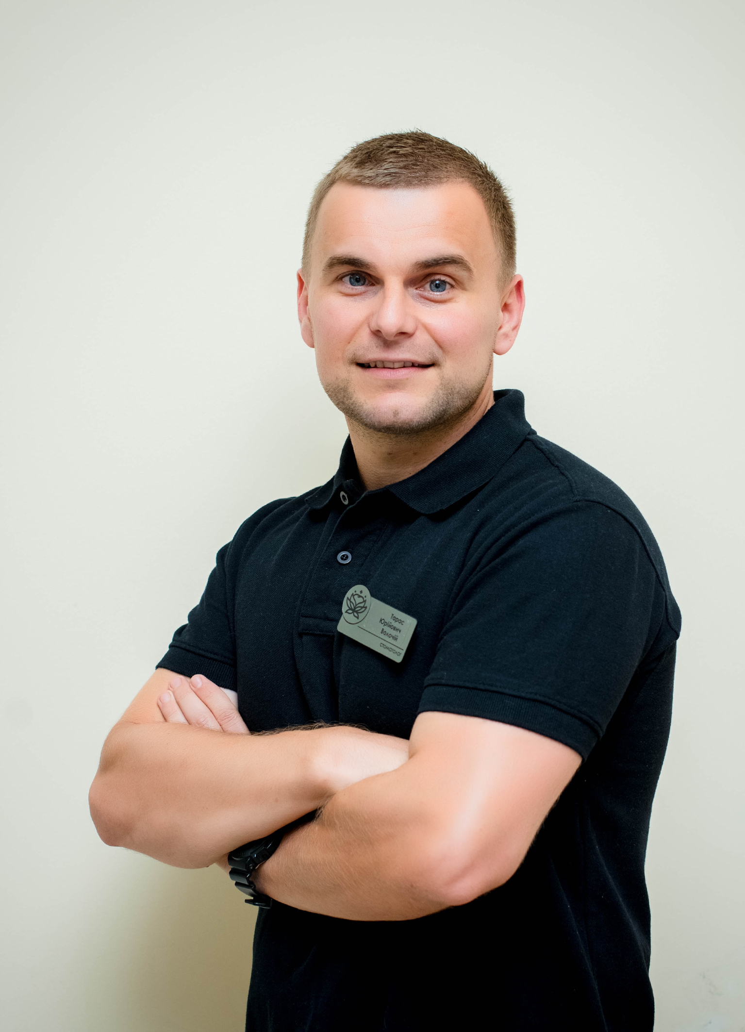 Тарас Юрієвич Волочій, стоматологія Royal Dental